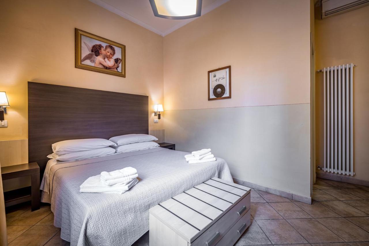 Pensión Cimarosa Harmony 3*